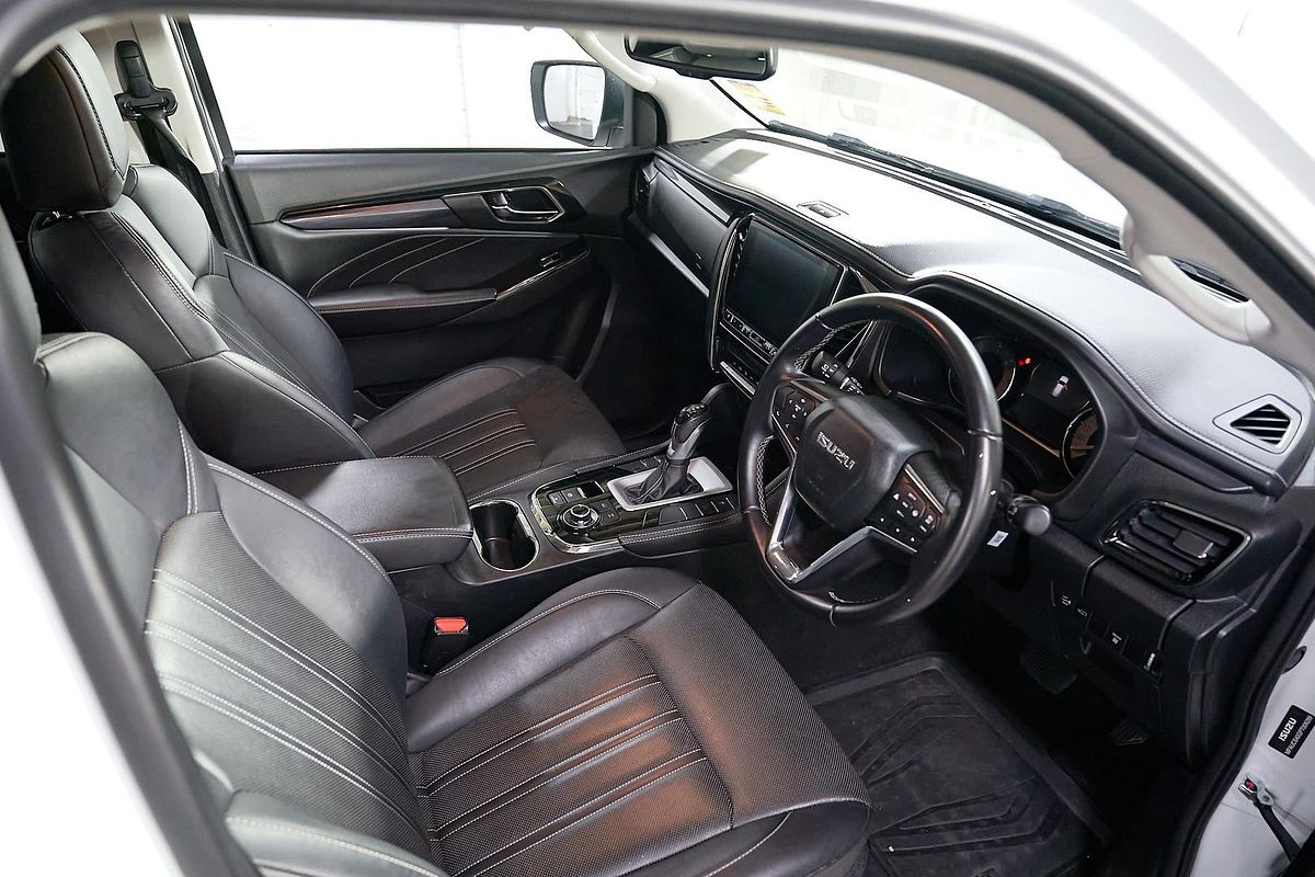2023 Isuzu MU-X LS-T