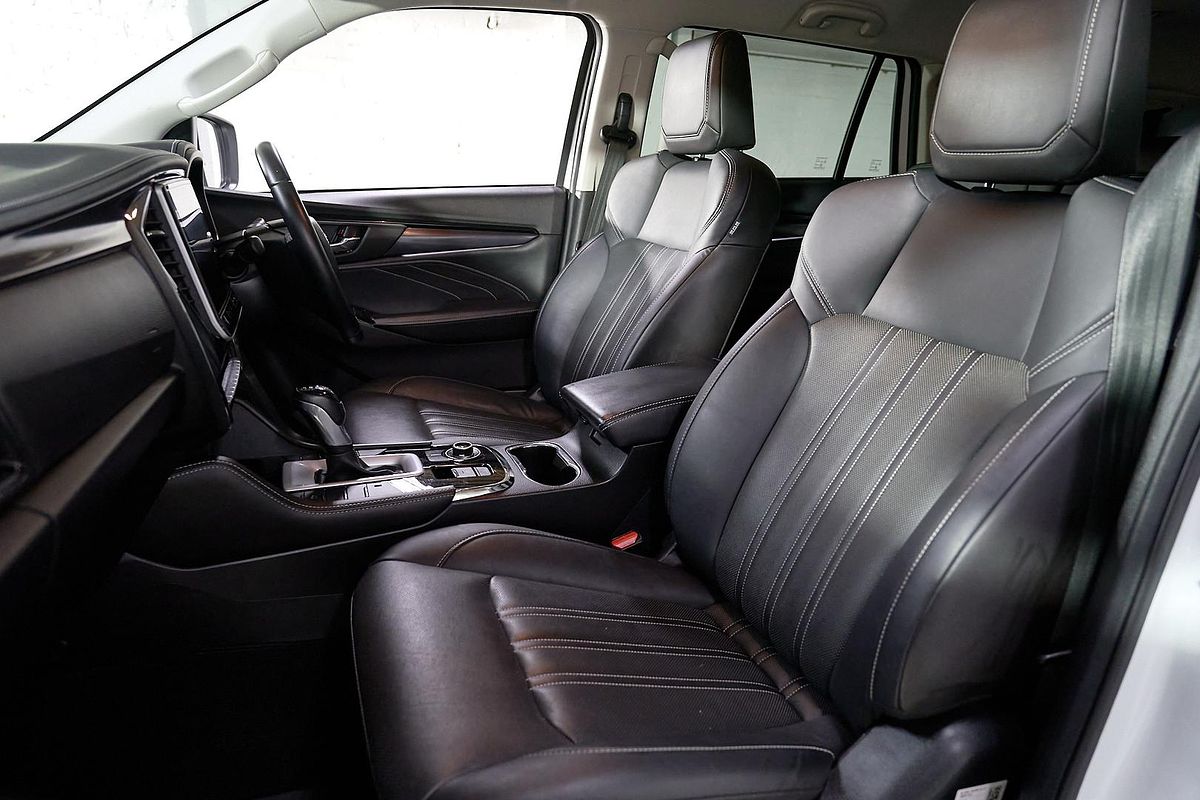 2023 Isuzu MU-X LS-T