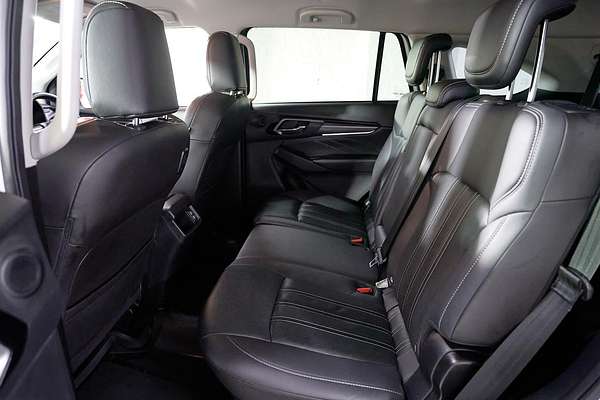 2023 Isuzu MU-X LS-T