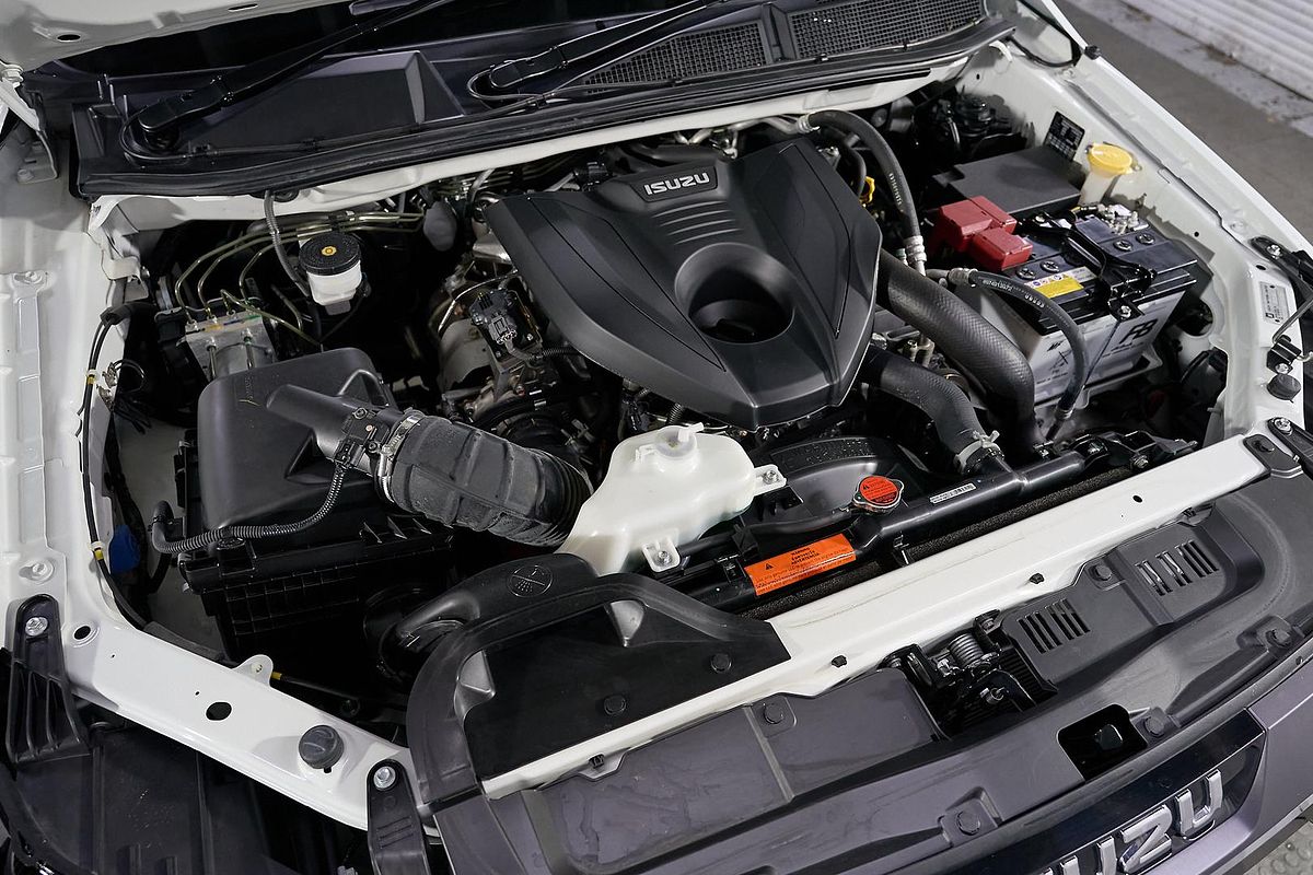 2023 Isuzu MU-X LS-T