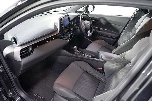 2023 Toyota C-HR GXL NGX10R