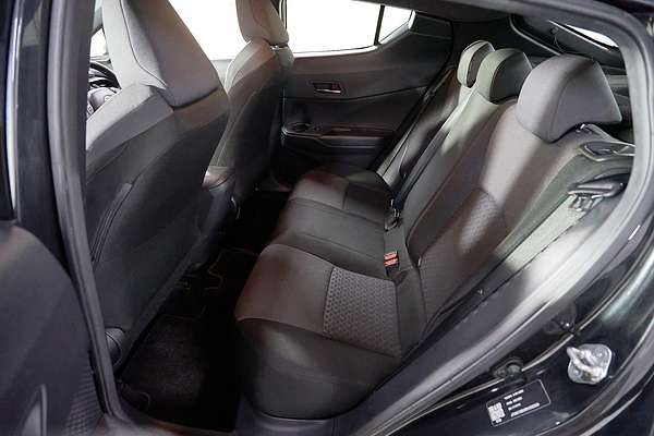 2023 Toyota C-HR GXL NGX10R