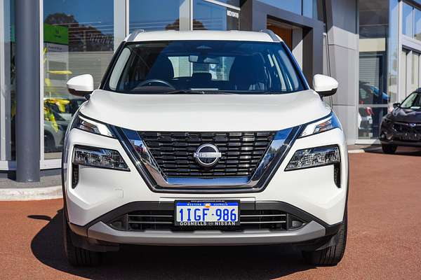 2024 Nissan X-TRAIL ST T33