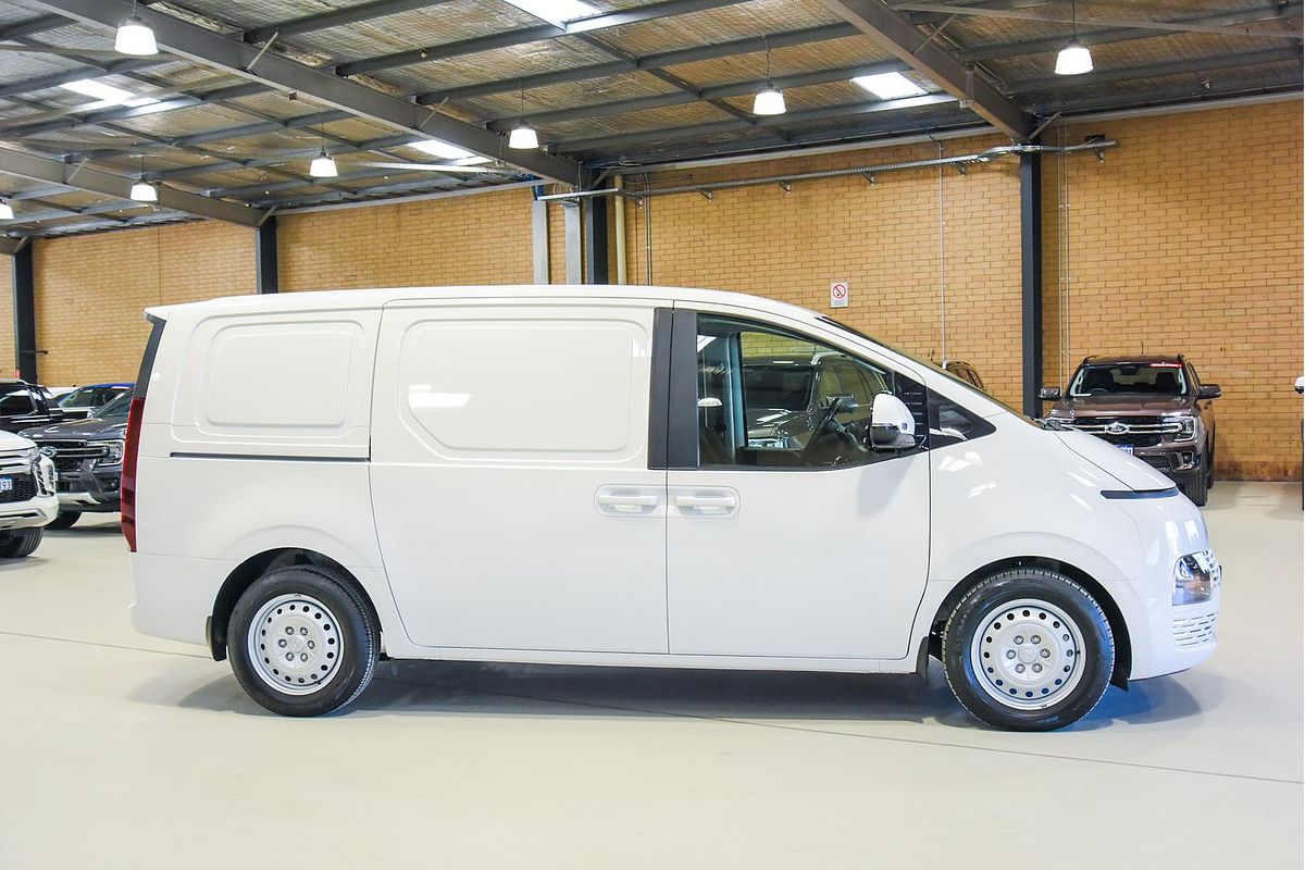 2022 Hyundai STARIA LOAD US4.V1