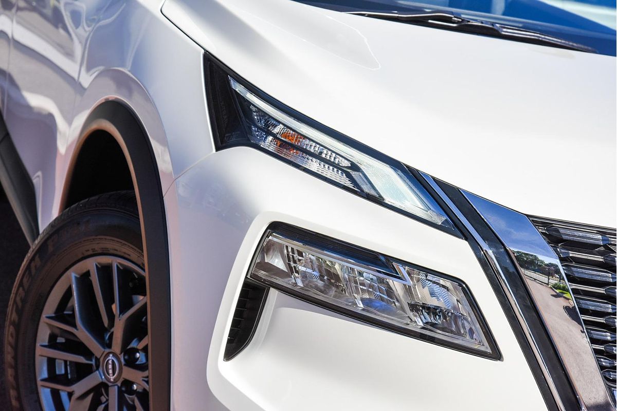 2024 Nissan X-TRAIL ST T33