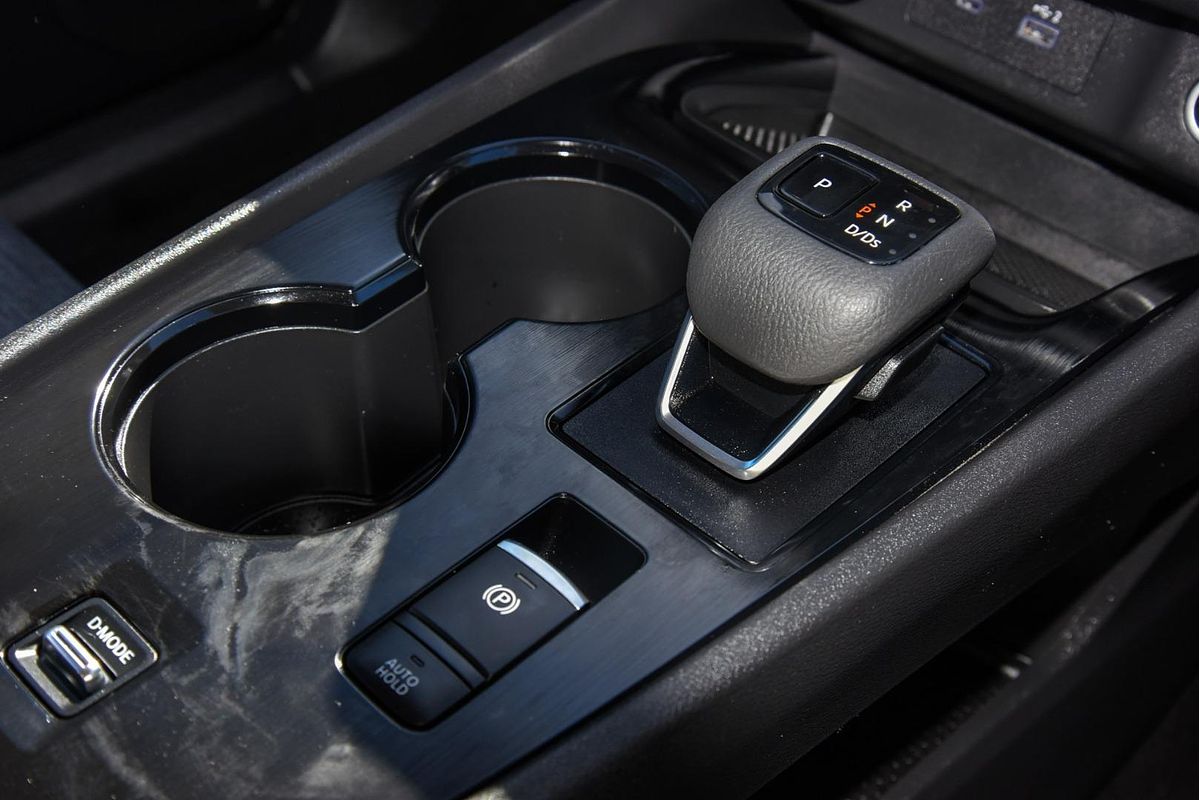 2024 Nissan X-TRAIL ST T33
