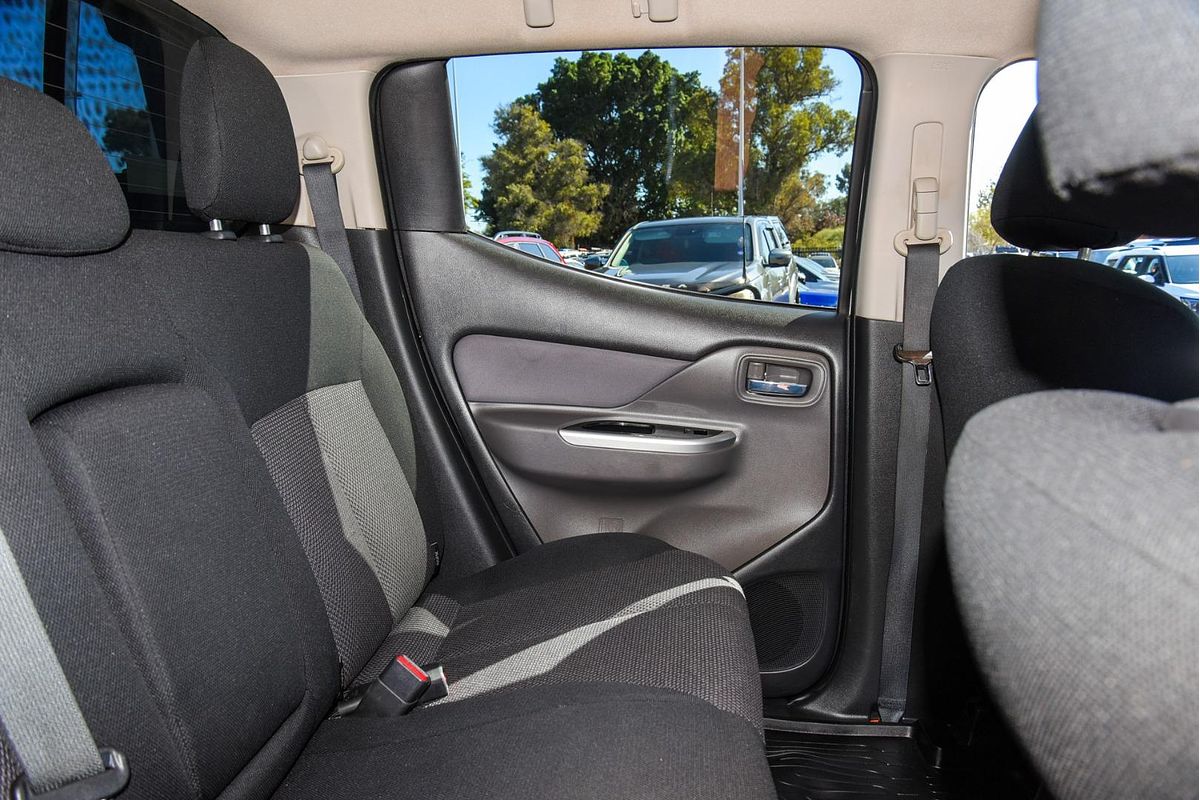 2016 Mitsubishi Triton GLS MQ 4X4