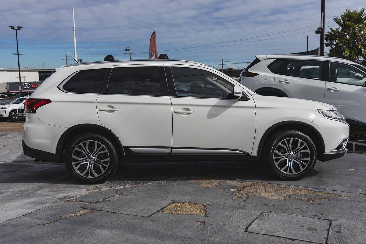 2016 Mitsubishi Outlander XLS ZK