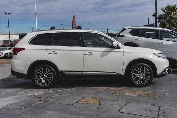 2016 Mitsubishi Outlander XLS ZK