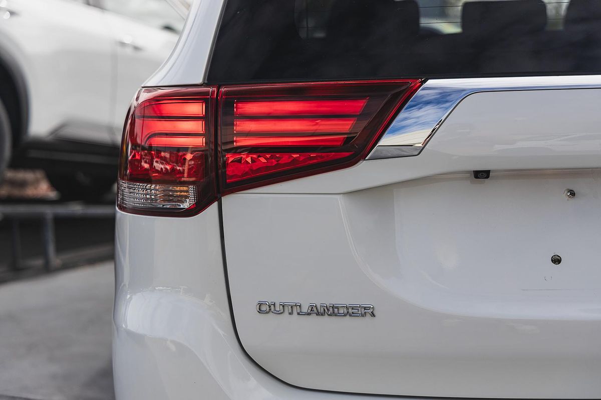 2016 Mitsubishi Outlander XLS ZK