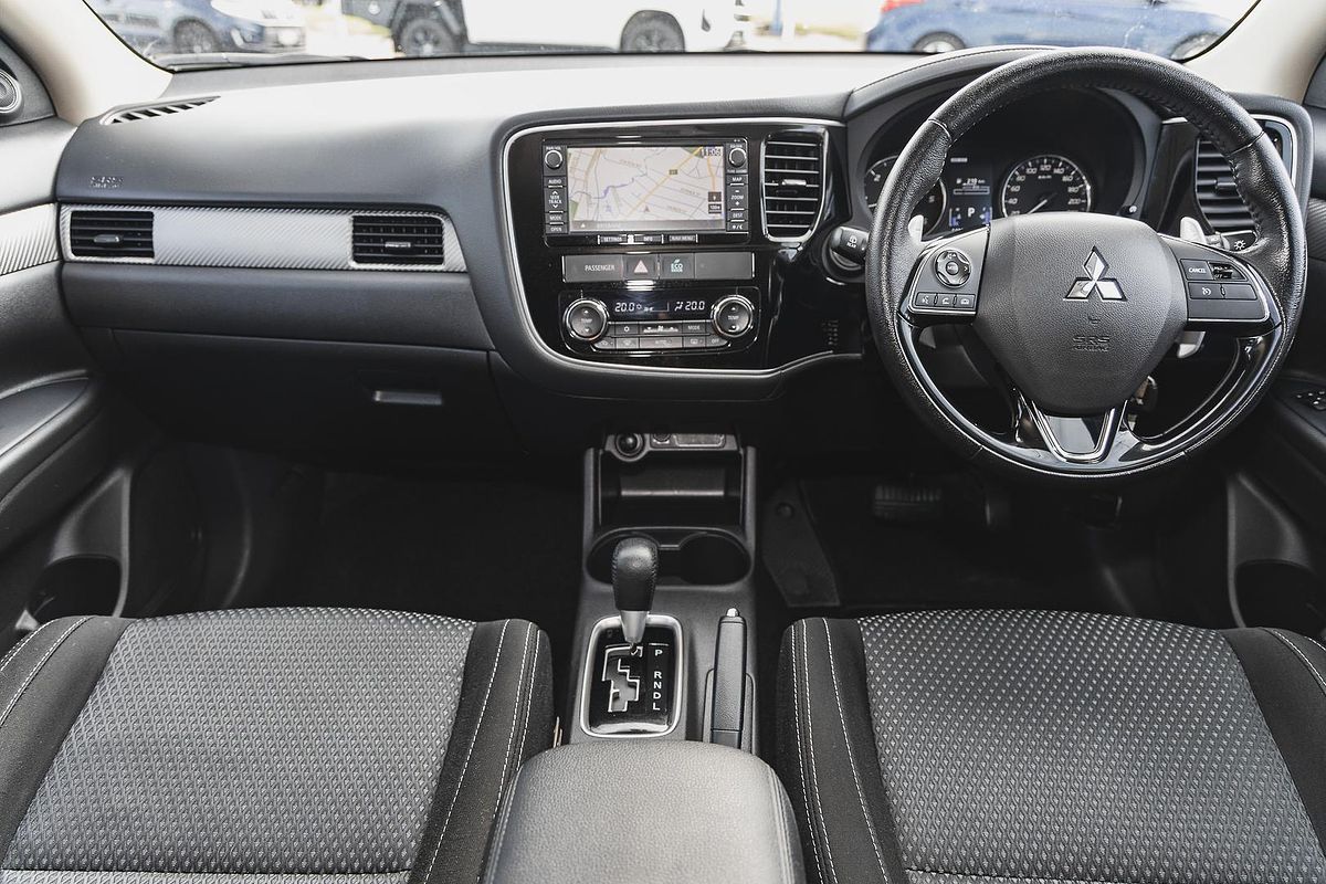 2016 Mitsubishi Outlander XLS ZK