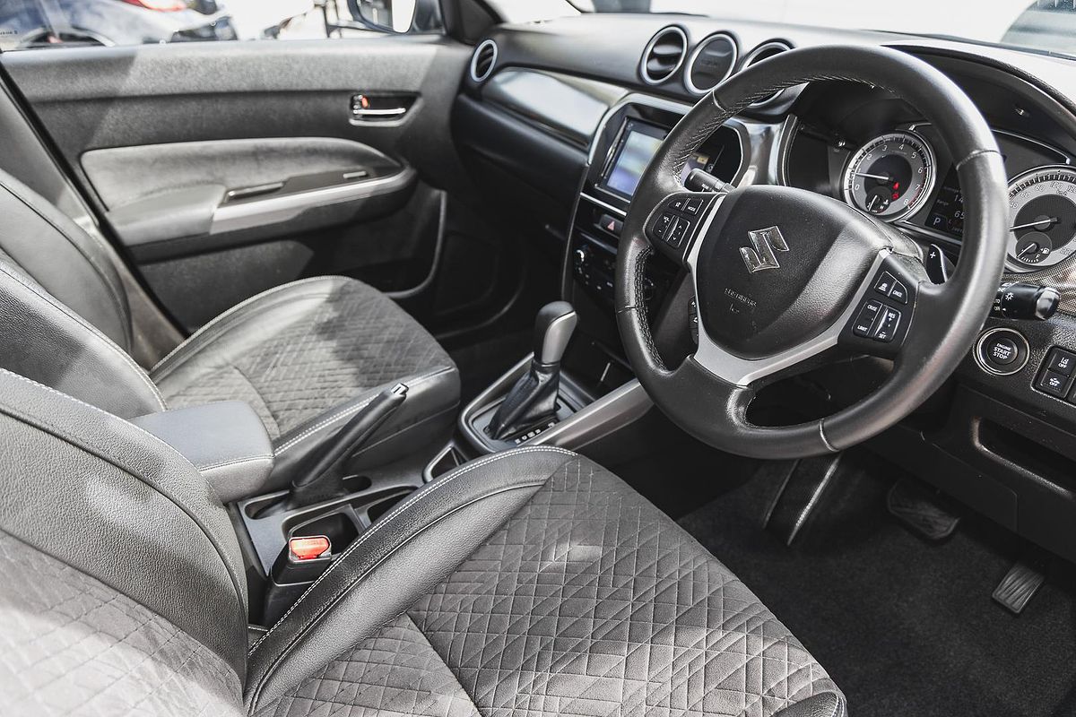 2023 Suzuki Vitara Turbo LY Series II