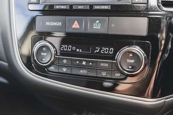 2016 Mitsubishi Outlander XLS ZK