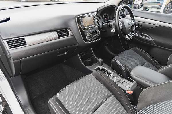 2016 Mitsubishi Outlander XLS ZK