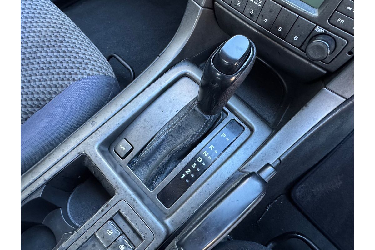 2004 Holden Commodore Executive VY II