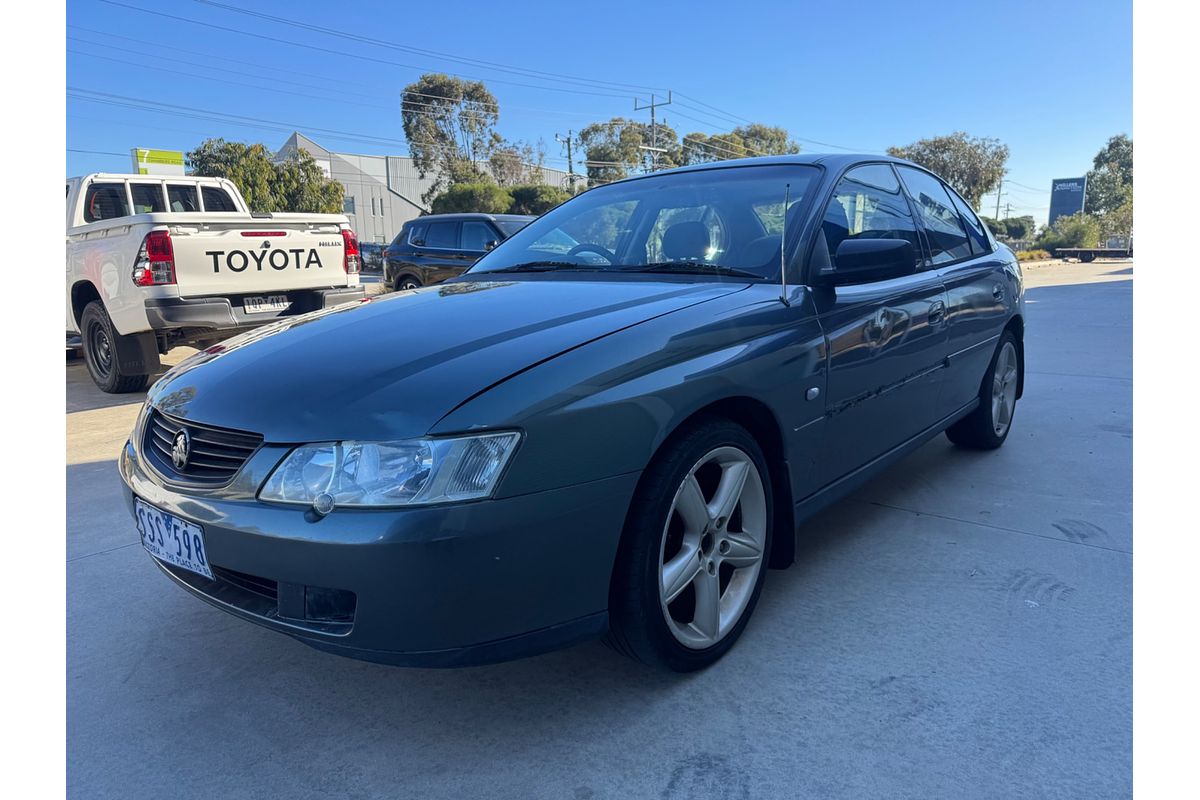 2004 Holden Commodore Executive VY II