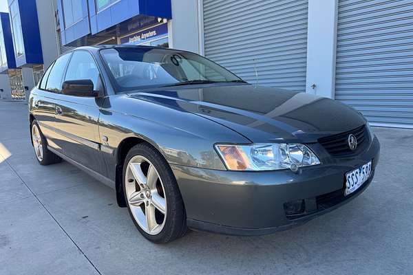2004 Holden Commodore Executive VY II