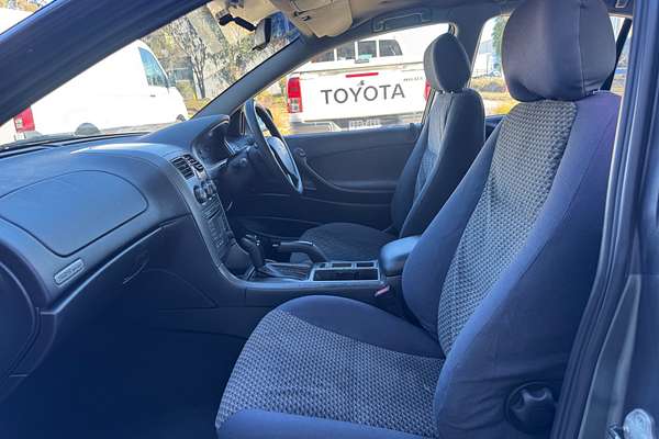 2004 Holden Commodore Executive VY II