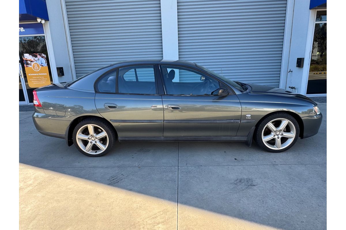 2004 Holden Commodore Executive VY II