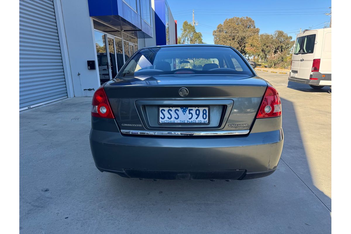 2004 Holden Commodore Executive VY II