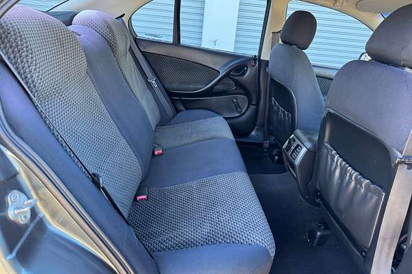 2004 Holden Commodore Executive VY II