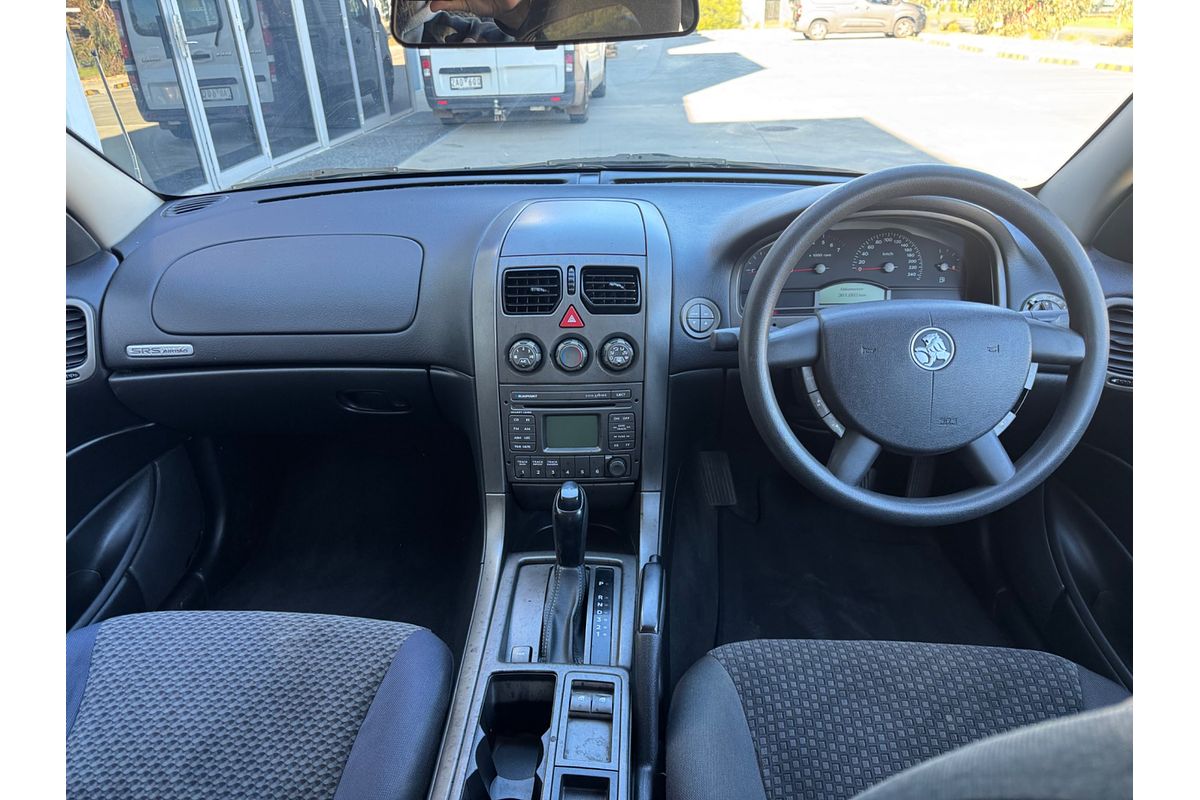 2004 Holden Commodore Executive VY II