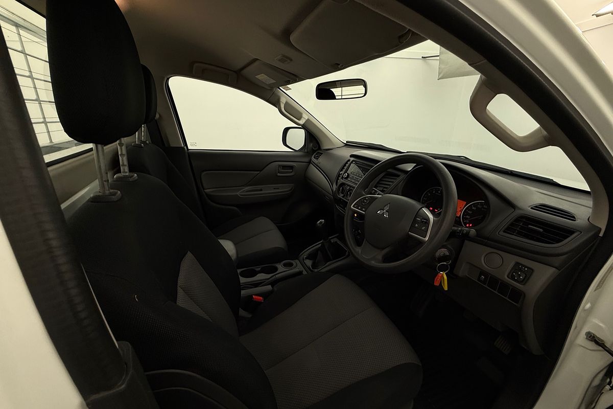 2016 Mitsubishi Triton GLX MQ Rear Wheel Drive