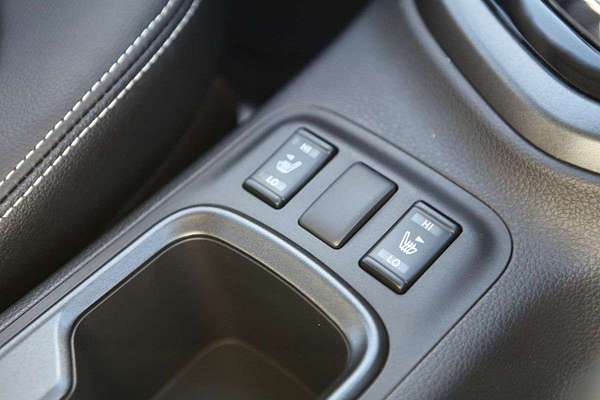 2024 Nissan Navara PRO-4X Warrior D23 4X4