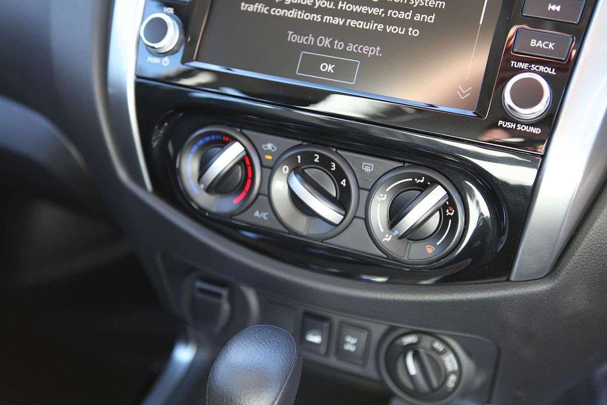 2025 Nissan Navara SL D23 4X4