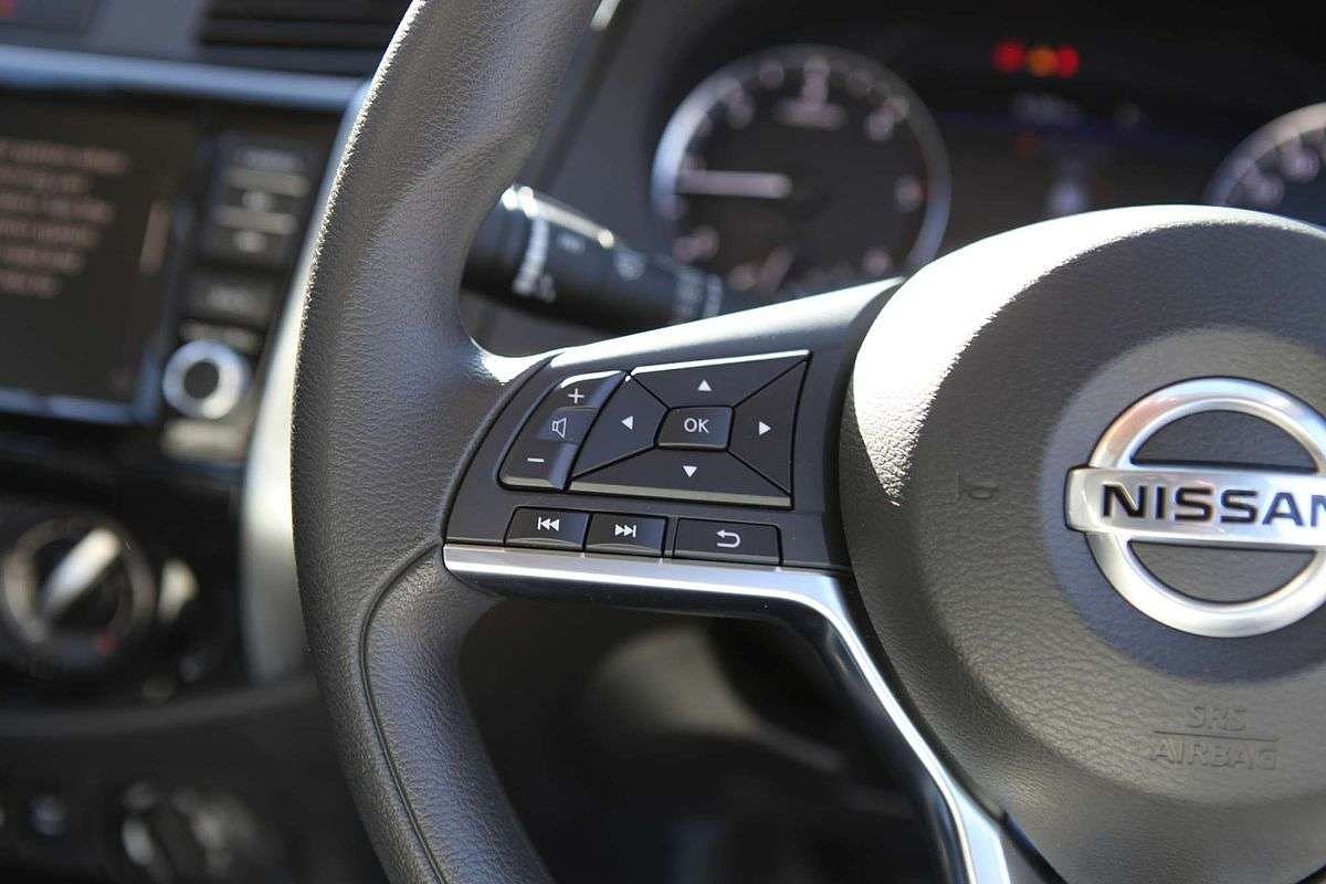 2025 Nissan Navara SL D23 4X4