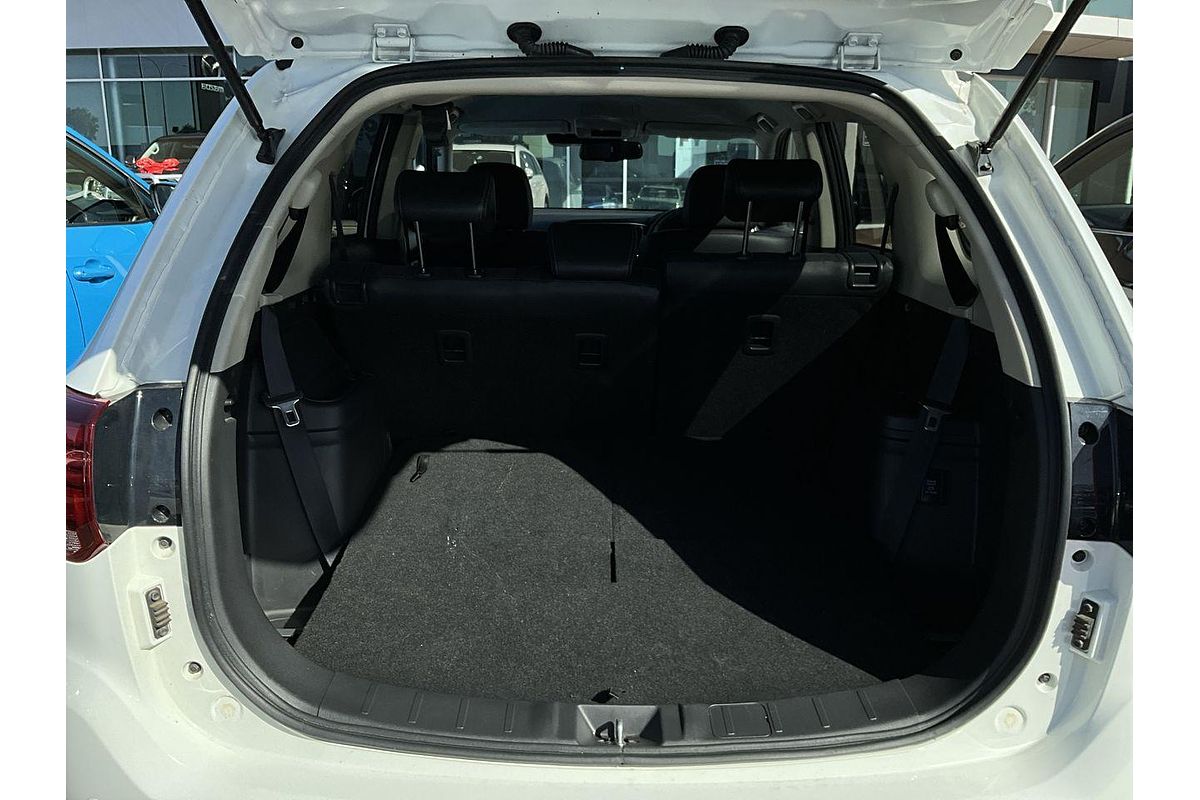2020 Mitsubishi Outlander LS ZL