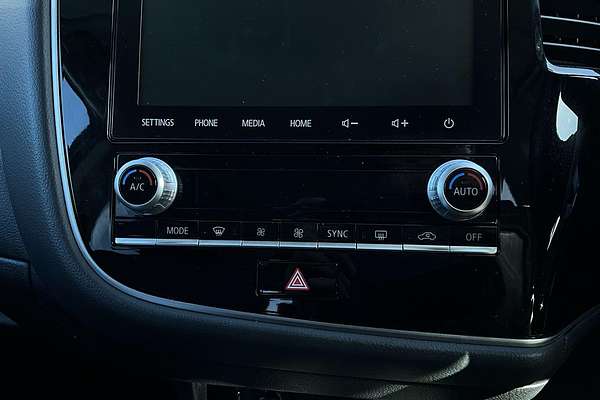 2020 Mitsubishi Outlander LS ZL
