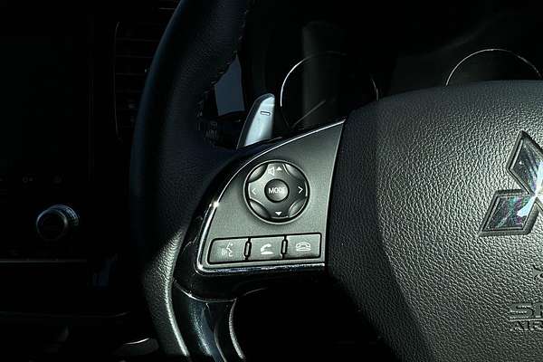 2020 Mitsubishi Outlander LS ZL