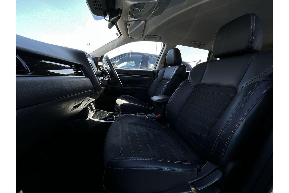 2020 Mitsubishi Outlander LS ZL
