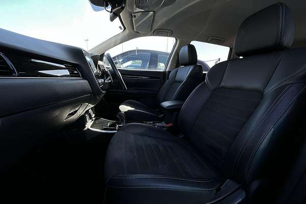 2020 Mitsubishi Outlander LS ZL