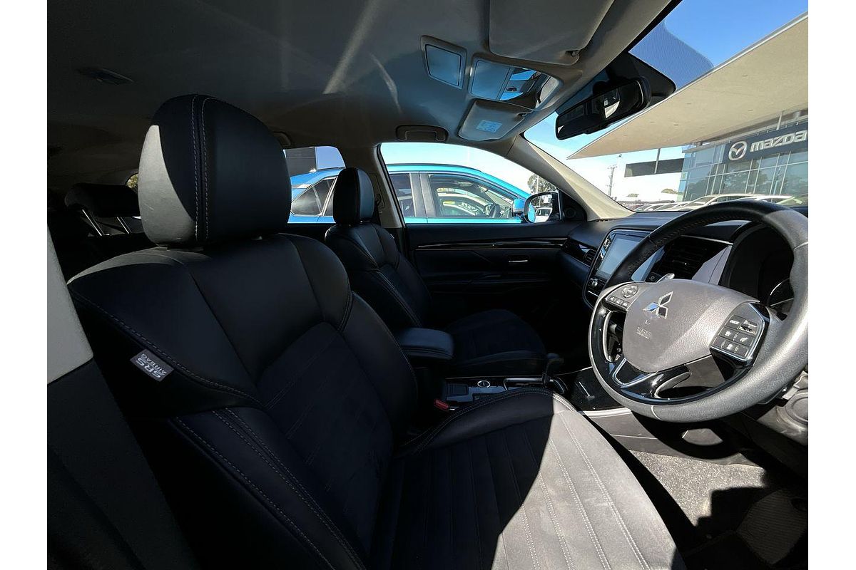 2020 Mitsubishi Outlander LS ZL
