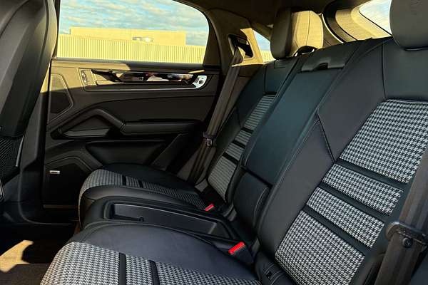2024 Porsche Cayenne GTS 9YB II