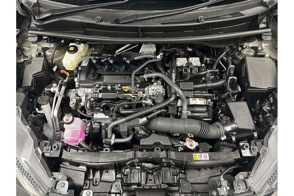2024 Toyota Yaris SX Hybrid MXPH10R