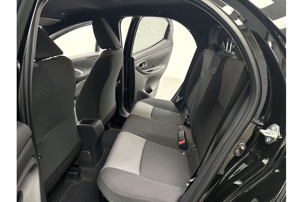 2024 Toyota Yaris SX Hybrid MXPH10R