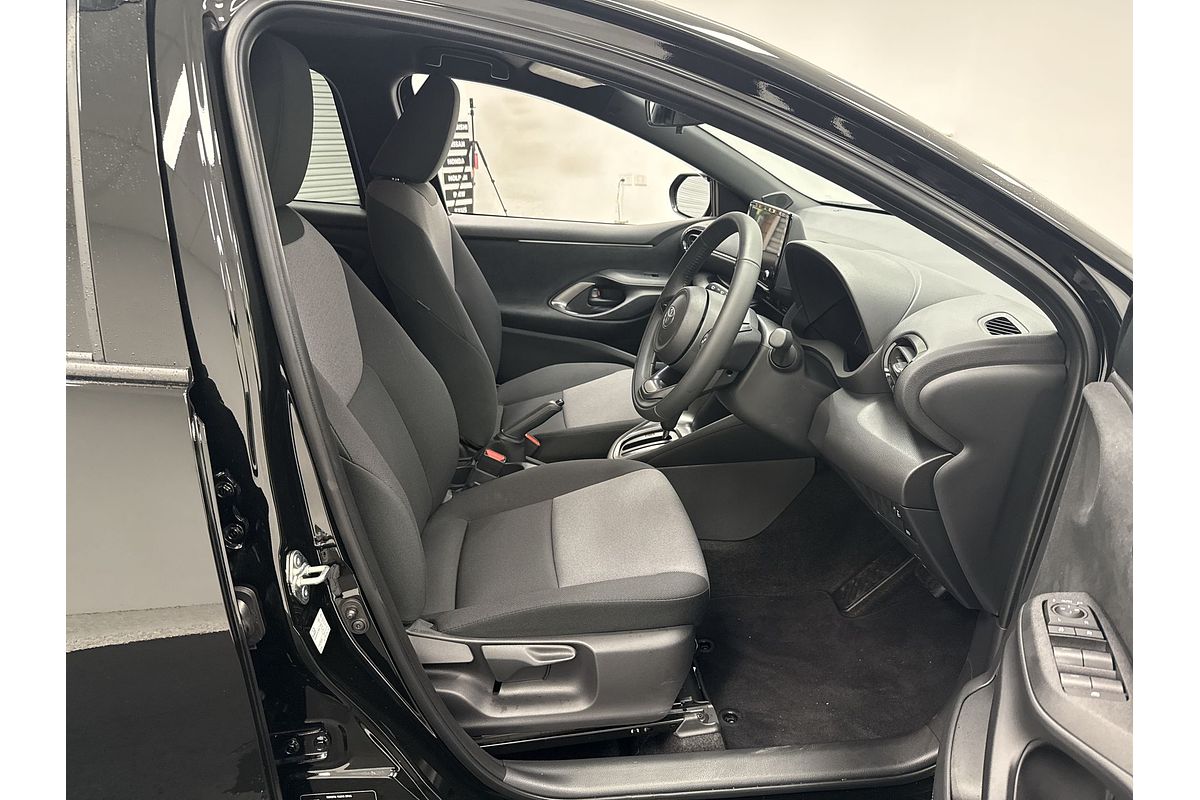 2024 Toyota Yaris SX Hybrid MXPH10R