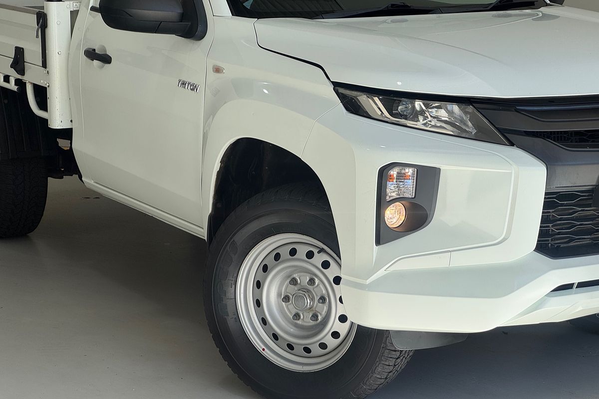 2018 Mitsubishi Triton GLX MR 4X4