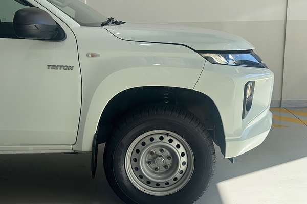 2018 Mitsubishi Triton GLX MR 4X4
