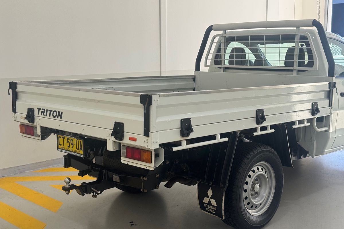 2018 Mitsubishi Triton GLX MR 4X4