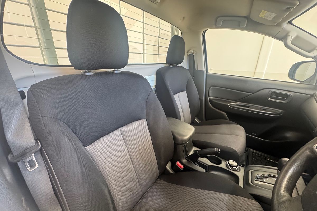 2018 Mitsubishi Triton GLX MR 4X4