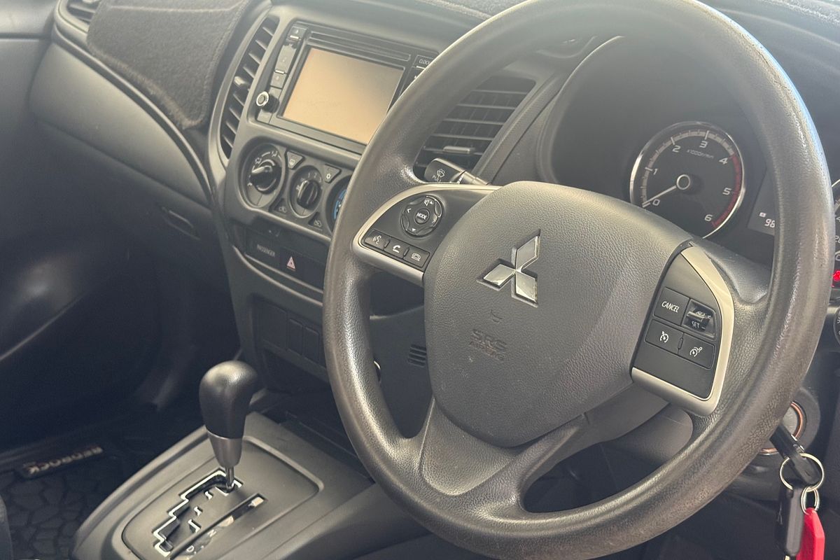 2018 Mitsubishi Triton GLX MR 4X4