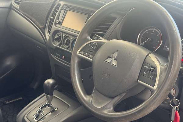 2018 Mitsubishi Triton GLX MR 4X4