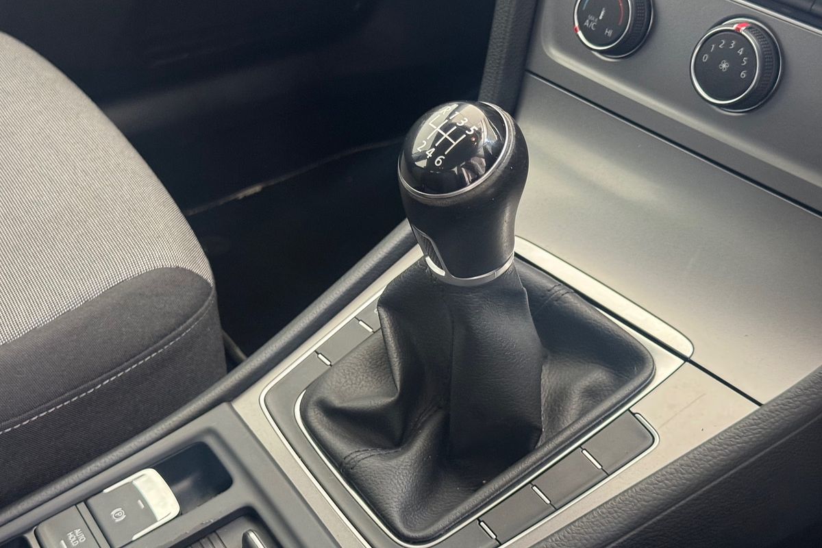 2016 Volkswagen Golf 92TSI 7
