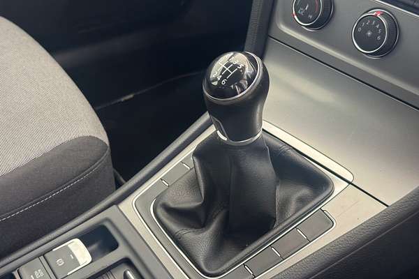 2016 Volkswagen Golf 92TSI 7