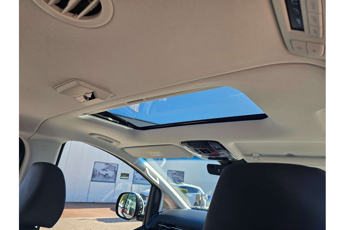 2024 Hyundai STARIA Highlander US4.V3