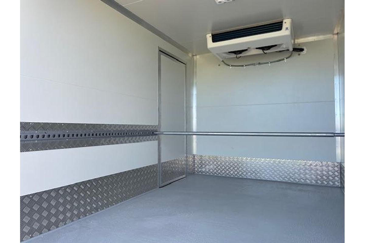 2024 Fuso Canter 515 City Cab